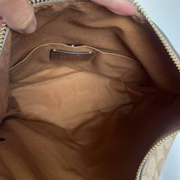 ABBY DUFFLE IN SIGNATURE CANVAS (COACH F31477) - Picture 2 of 3